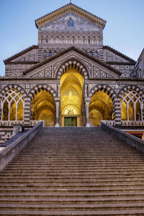 Ferienwohnung Scirocco - Amazing Flat With Terrace In The Center Amalfi Exterior foto