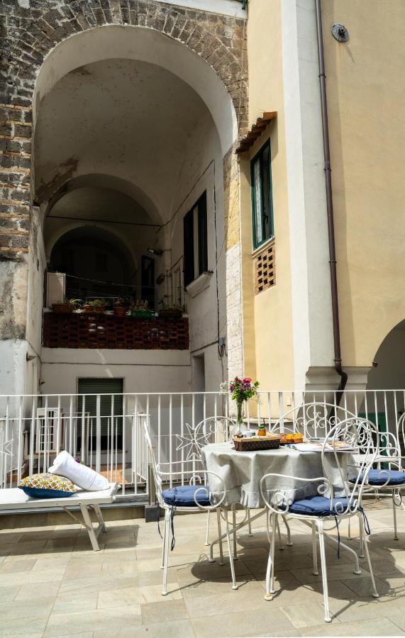 Ferienwohnung Scirocco - Amazing Flat With Terrace In The Center Amalfi Exterior foto